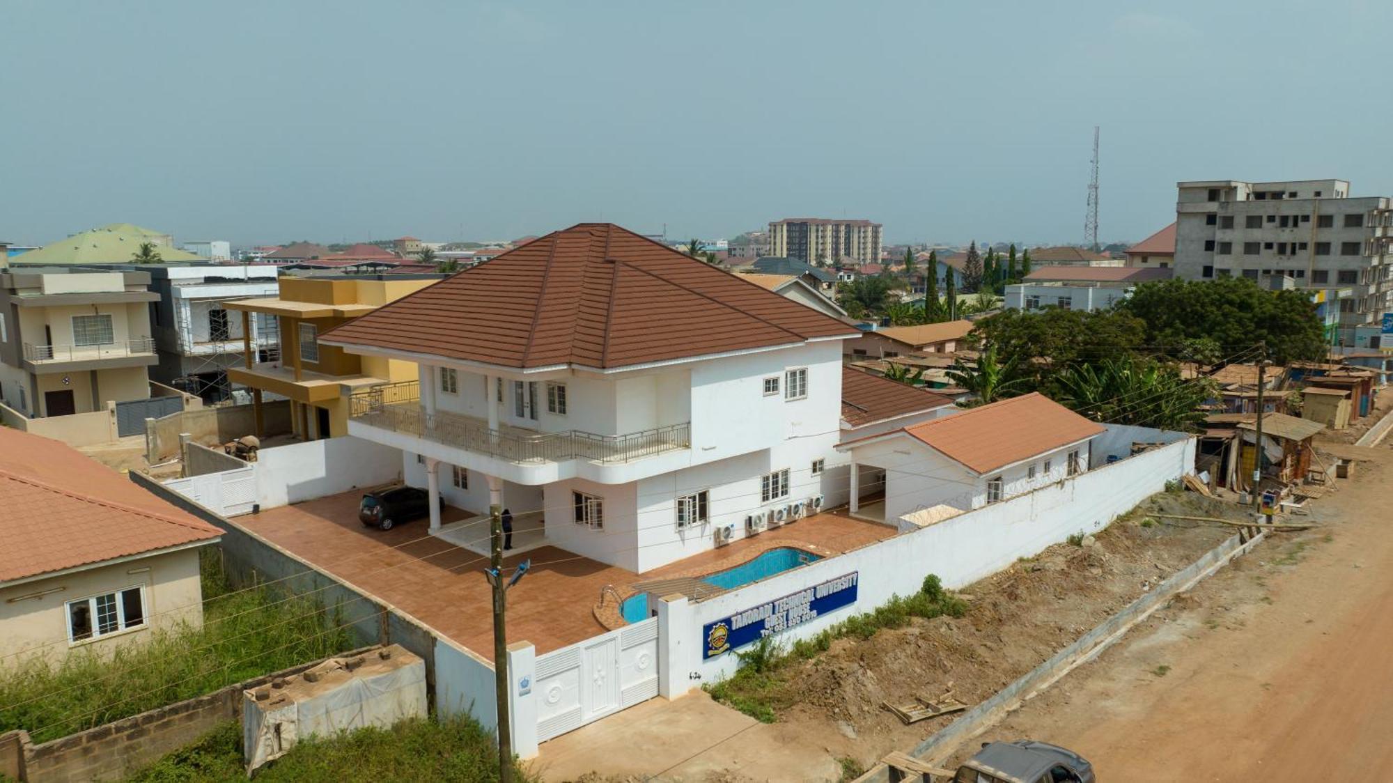 Takoradi Technical University Guest House, Άκρα Εξωτερικό φωτογραφία